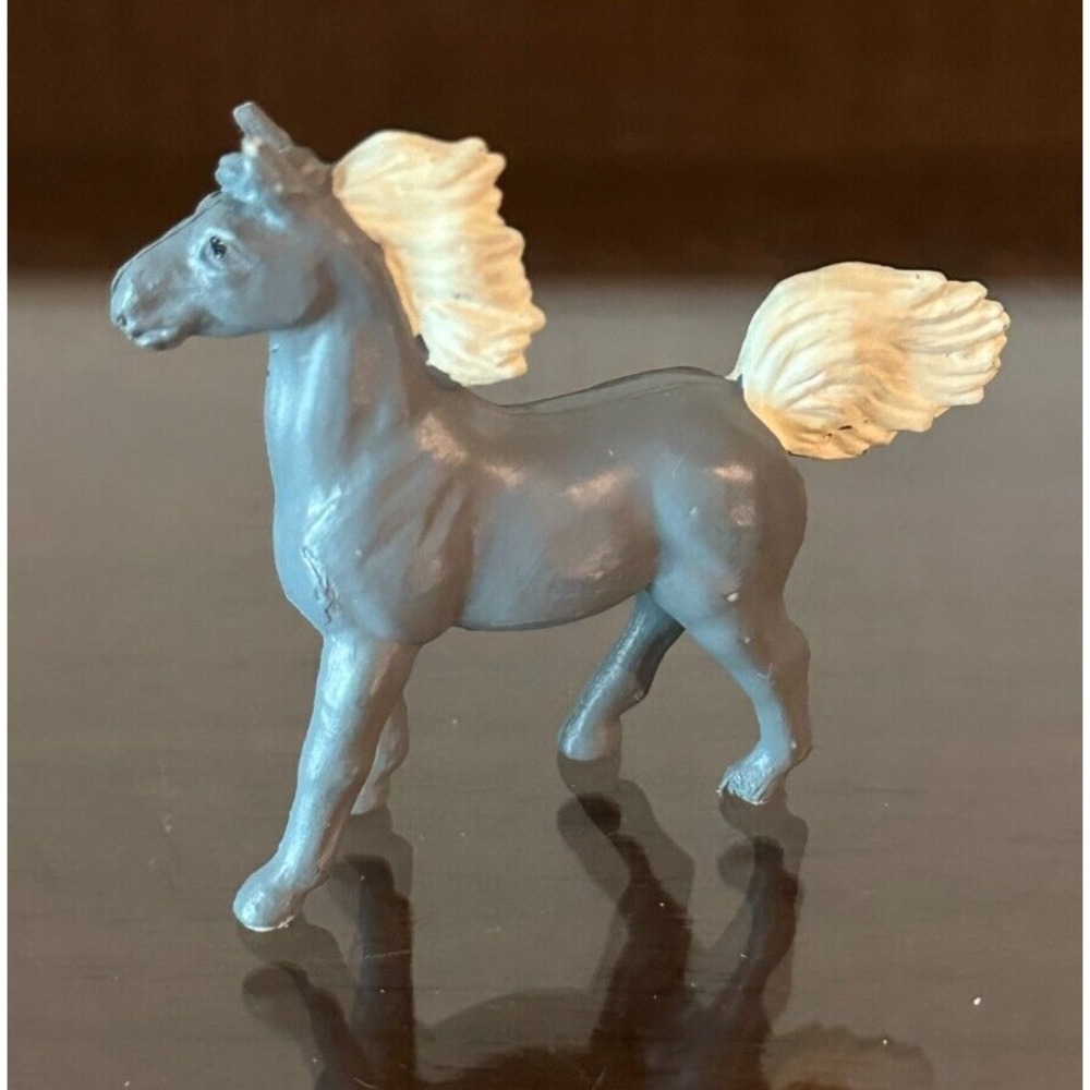 Safari Limited Gray and‎ White Bay Horse Stable Animal Farm Toy Mini Figure 2"